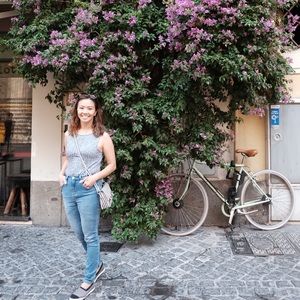 Meet your Posher, Vy